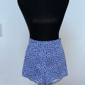 women’s shorts